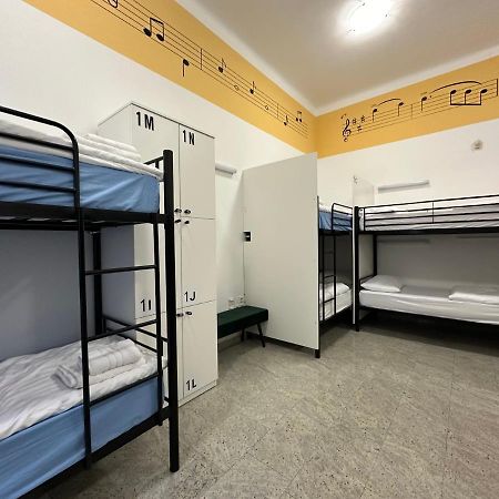 Hostel Opera 卢布尔雅那 外观 照片