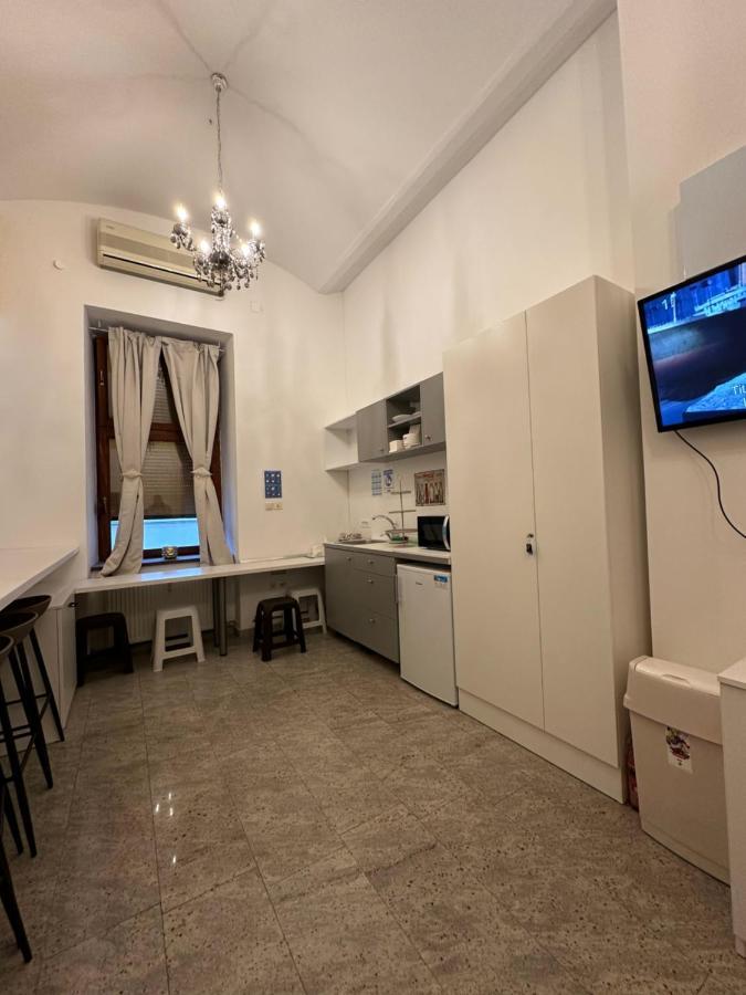 Hostel Opera 卢布尔雅那 外观 照片